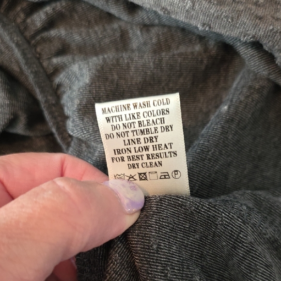 NWT Chic New In Medium Top Charcoal Women's Blouse - Picture 11 of 11